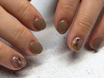 ビースタジオ アクト(B-studio A.c.t.)/