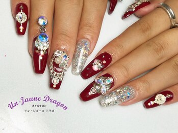 アン ジョーヌドラゴ/スクエア☆キラキラネイル