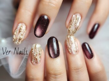 ウェールネイルズ(Ver Nails.)の写真/毎月通いたくなる定額ネイル♪丁寧なカウンセリングと高い技術力でお客様の理想の指先をお届けします！
