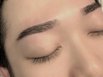 アールプラス 新宿(ar+)の写真/【美眉スタイリング＋美肌毛穴洗浄￥8800】【毛穴洗浄￥6600】新宿駅近・完全個室で都度払い◎