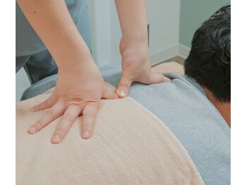 サンライズ鍼灸整骨院 淀屋橋院の写真/男性利用多数◎仕事終わりや休日に!肩こり・腰痛にアプローチするなら《サンライズ鍼灸整骨院》へ★