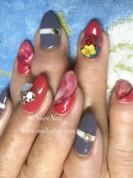 ノワール ネイルアンドスクール(Noire)/