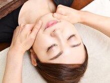 ナチュラルパーフェクトフェイス 新宿/小顔矯正/面長改善/あごの歪み