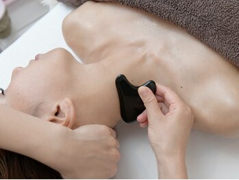 エクリ(ECRI)/肩こりや姿勢改善にも◎