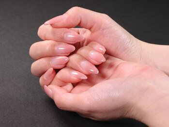 ネイルケア×ドイツ式フットケア専門Ruban 新宿御苑《ハンドケア/深爪/巻き爪》の写真/爪の形・深爪・爪の凸凹等のお悩みはプロにお任せ!ケア専門サロンならではの高技術でお悩みを解消します◎