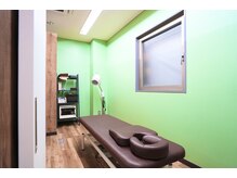 リボーン鍼灸整骨院(reborn鍼灸整骨院)/当院の施術室／整体／根本ケア