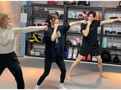 レグルス 沖浜本店(REGULUS)の写真