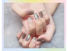 ワイアンドワイ(Y&Y)/フレンチとツイストネイル