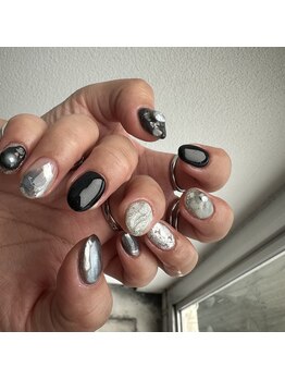 カーロ(at.caroz)/