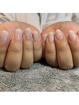 上品ネイル♪￥６５００～