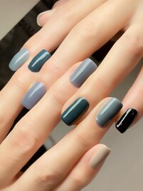 モノトーンネイル