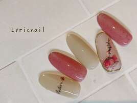 可愛すぎないフラワーデザイン