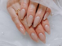 ヘラー 渋谷(HERA)/ビジュー　ピンクベージュ