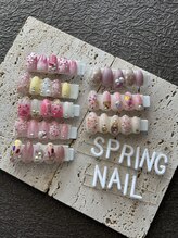 クイーン(Queen)/春ネイル