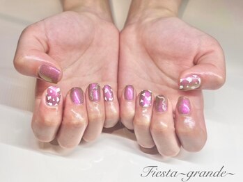 フィエスタ(fiesta grande)/ダルメシアンネイル