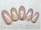 【ビジュー×ドットネイル】