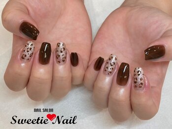 スウィーティーネイル 池袋東口店(Sweetie Nail)の写真/【ジェルアートフリーコース¥8250～】時間内に収まるアート内容の色の追加やストーン追加等は無料！