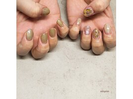 アシンメトリーニュアンスネイル