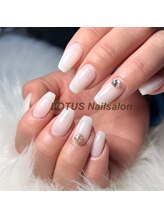 ロータス(LOTUS)/ホワイトカラー￥5000