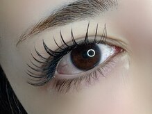 ラヴィアスプラス(LAVIAS+)/マツエク、上下デザイン