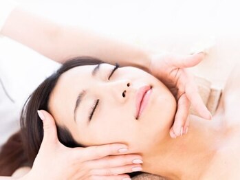 カフネ(cafune)の写真/ 《潤い満ちる水光肌へ》頑張る自分へのご褒美に。全身ケアと水素パックで、内側から整う至福のひととき＊