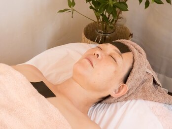 ロータスサリ/【漢方美容】チャクラ温湿布