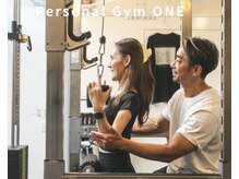 ワン(ONE)の雰囲気(初心者の方にも安全、簡潔にトレーニングをサポートします)