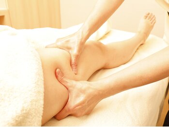 アンピール 相模大野店/全身アロマリンパマッサージ