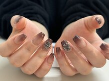 ミラージュネイル(Mirage Nail)/カラーグラデーション