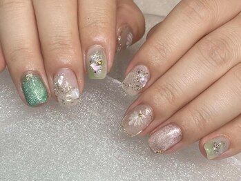 アングゥ ウル(ungu ul)/夏ネイル