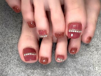 はあとねいる 豊橋店の写真/足元ケアも大切に！1年を通して楽しめる定額フットネイル【￥4,400オフ込】で華やかな足元へ♪