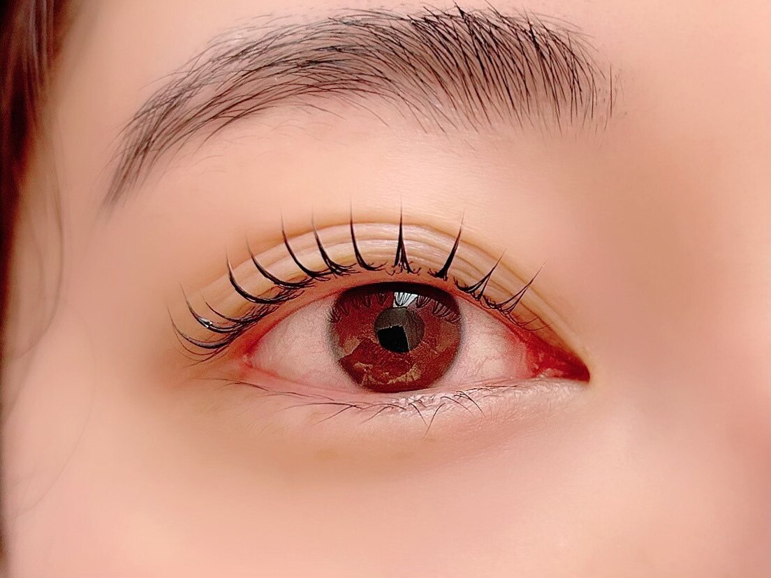 【傷ませずに綺麗なカールへ♪】まつ毛パーマ＋美容液treatment付き◎5500円