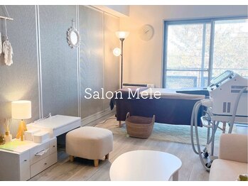 サロンメレ(Salon Mele)