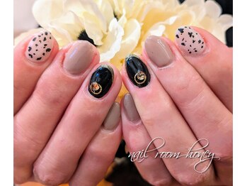 ハニー(honey)/グレージュ&黒マイカフレーク♪