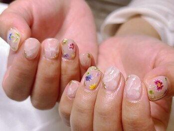 ネイルサロン リン(Lin)/ニュアンス　お花ネイル