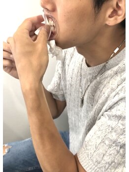 ライズビューティーサロン(Rise Beauty Salon)/☆歯の水分を拭き取る☆