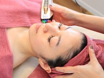 ミミ 二子玉川(mimi)の写真/【肌荒れ・くすみに◎】ビタミンC導入でつるんと輝くクリアな素肌へ!!土台から透明感溢れるお肌へ導く♪
