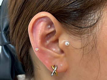 エスプリクレール(Esprit Clair)/【西28丁目】耳つぼジュエリー