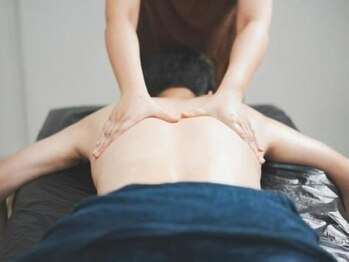 カフネ(cafune)の写真/三番町のプライベートサロン◆疲労を徹底ケア!プロの手技で首肩もスッキリ軽く。明日への活力をチャージ☆