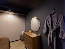 シャットダウン 山梨甲府店(SHUTDOWN)/施術ルーム