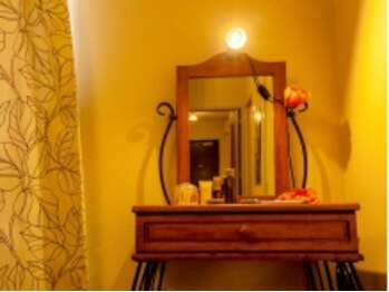 ピンクティアラ(pinkTiara)/白金ナノコロイド配合化粧品