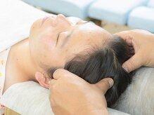 葛西施術院/頭もほぐします☆