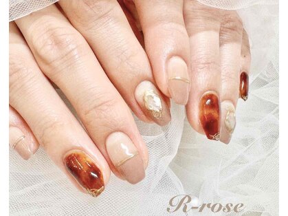アールローズ(R-rose)の写真