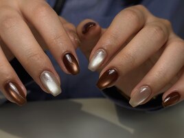 華やかマグネットネイル