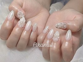 ホワイトｘ3D花ｘラメ