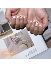 ルシエル(LeCiel)/向日葵ネイル