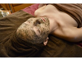 ラヴィオス 渋谷表参道店(RAVIOS)/肌質改善/ハーブピーリング