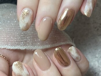 リュウ 銀座(lieu)/ニュアンスネイル