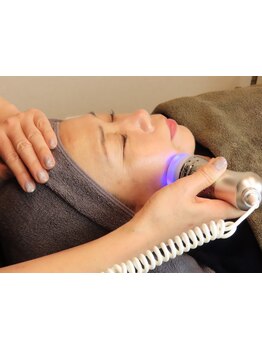 ホウレイ線・たるみ改善！予防ケア