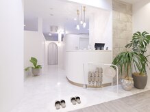 受付【川崎駅/整体/肩こり/肩甲骨/腰痛/リンパ/マッサージ】